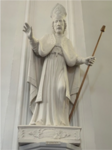 Statue de St Ghislain- Église St-Médard de Solre-sur-Sambre